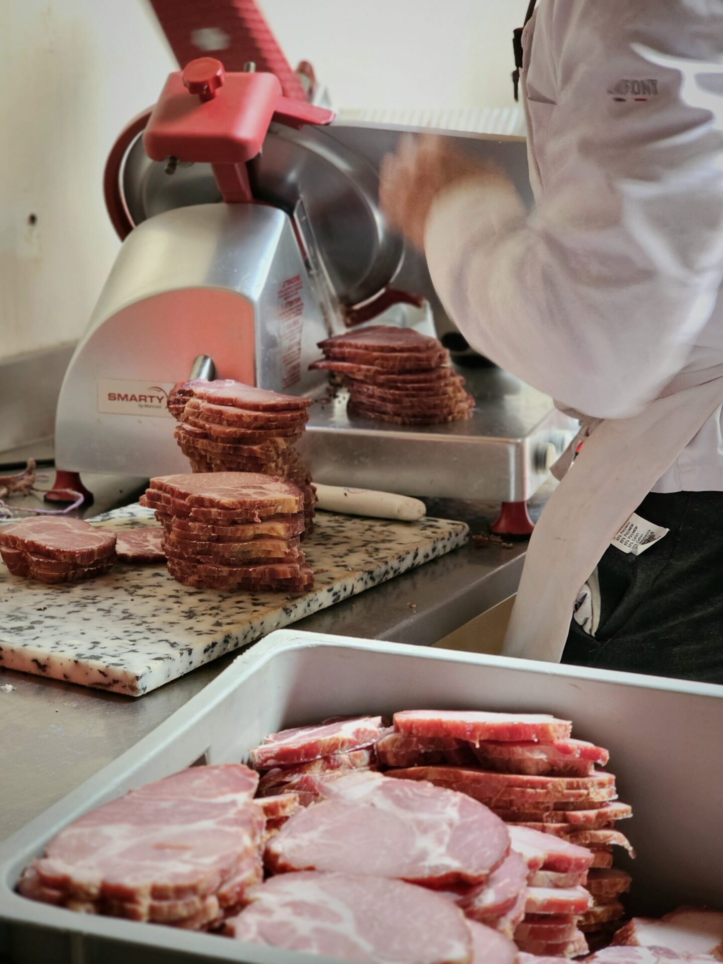 tranchage professionnel de charcuteries d'alsace
