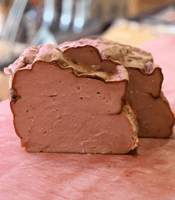 morceau et tranche de pâté de viande