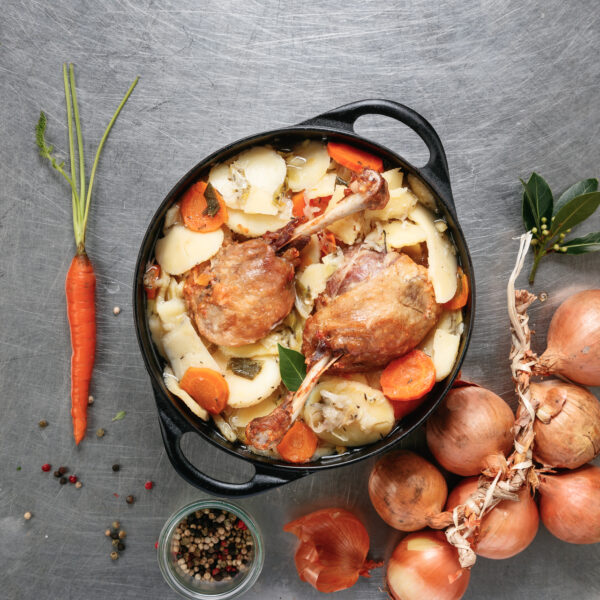 plat de baeckaoffa de canard avec légumes