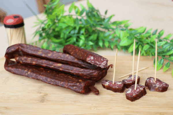 saucisses gendarmes entier et petits morceaux