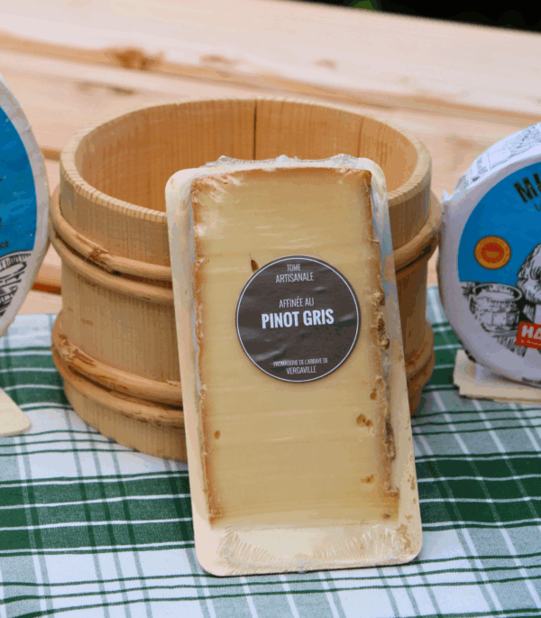 tomme au pinot gris