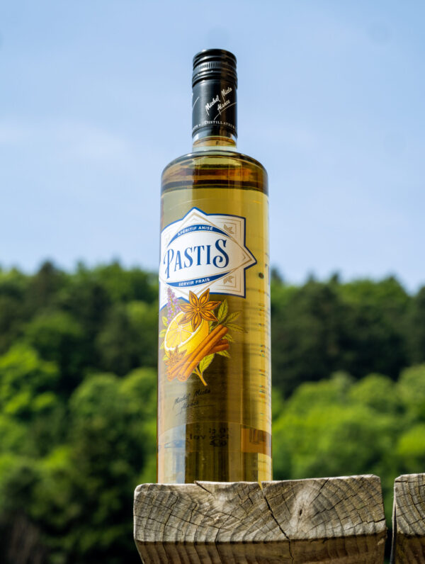 pastis alsacien prise du bas vers le ciel