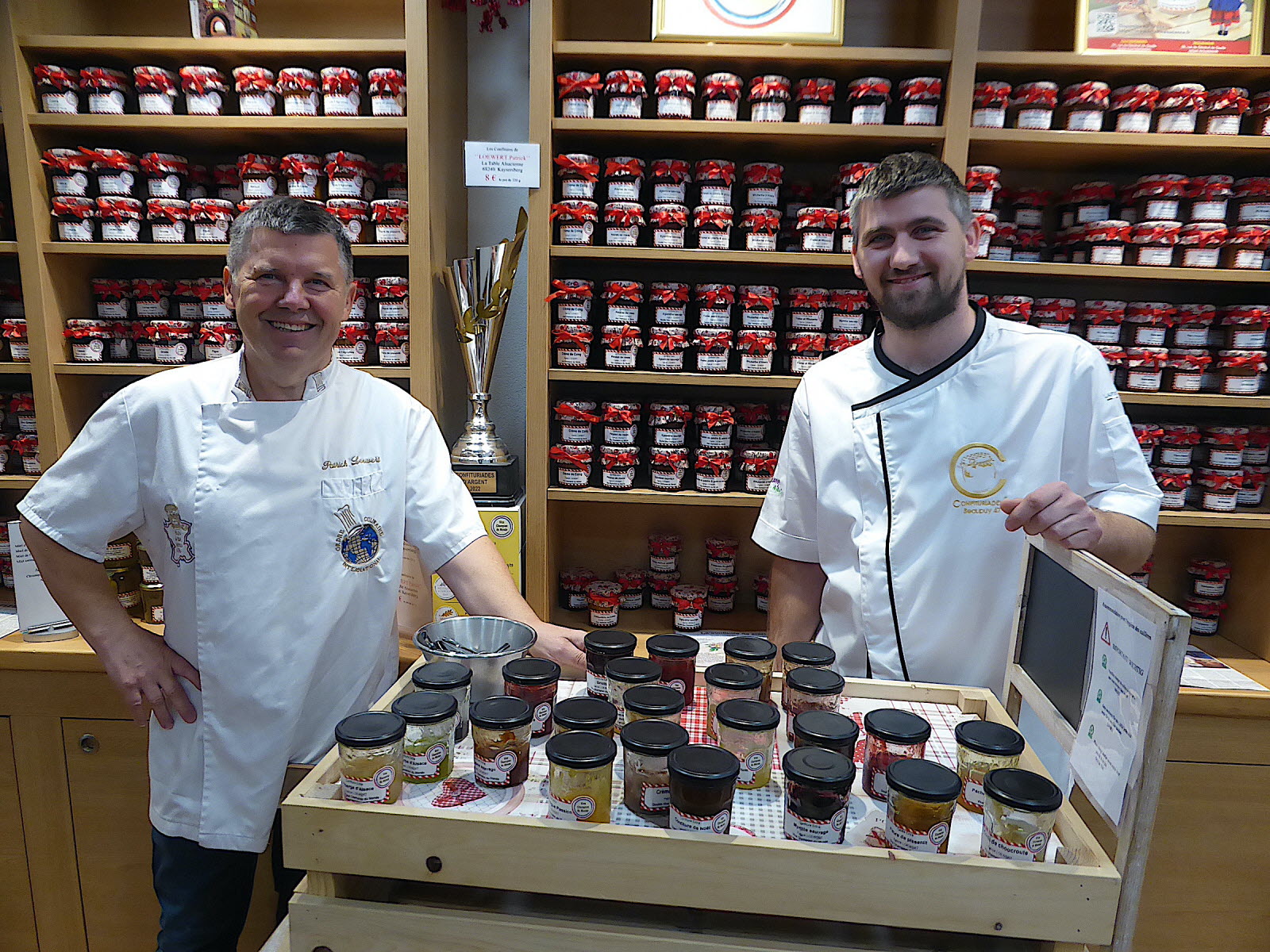Christophe et patrick loewert de la biscuiterie alsacienne de kaysersberg champion du monde de confiture