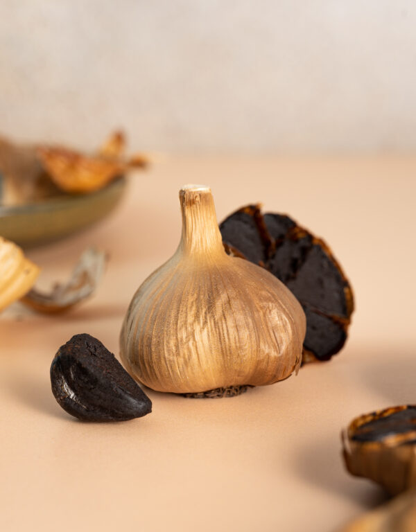 gousse complète d'ail noir