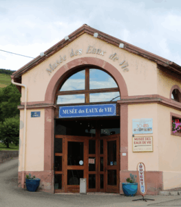 facade du musée des eaux de vie à Lapoutroie