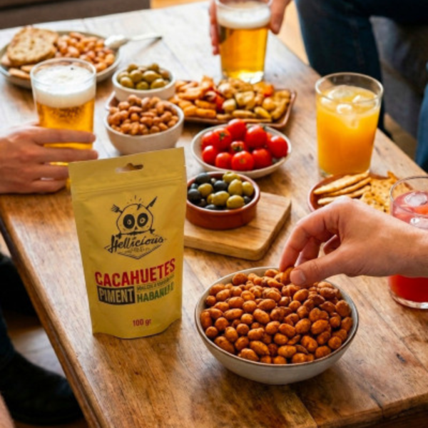 assortiment apéritif cacahuètes au piment