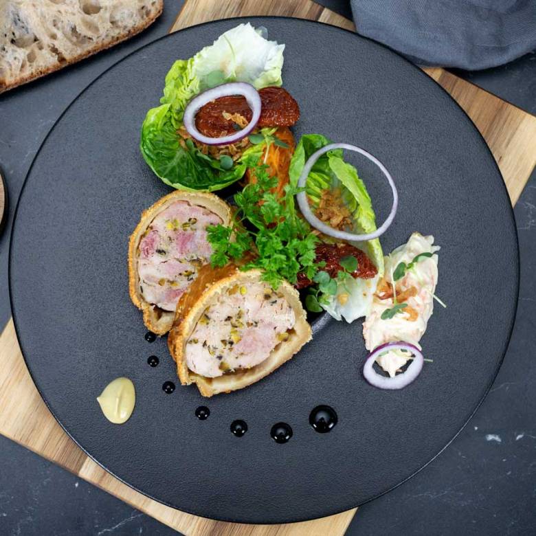 Pâté en croûte chaud