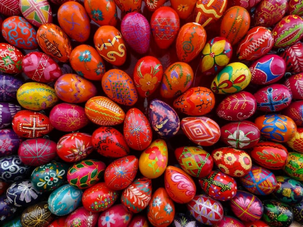 ouefs multicolores