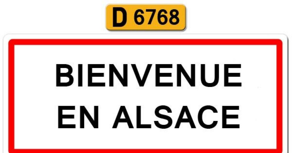 panneau marqué bienvenue en Alsace