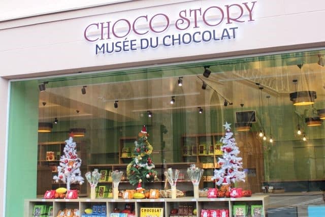 devanture rose du musée du chocolat à colmar